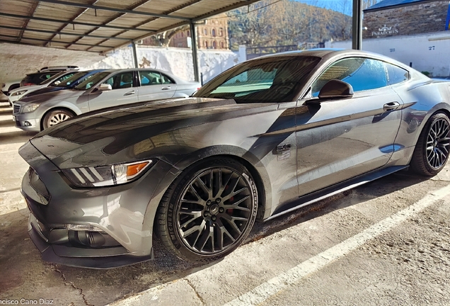 Ford Mustang GT 2015