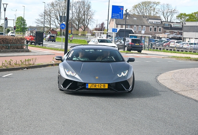 Lamborghini Huracán LP640-4 Performante