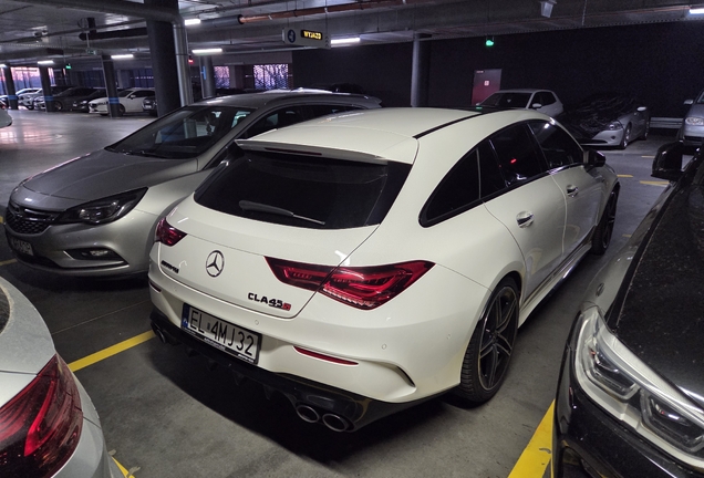 Mercedes-AMG CLA 45 S Shooting Brake X118