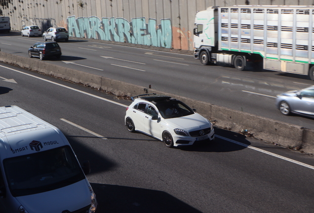 Mercedes-Benz A 45 AMG