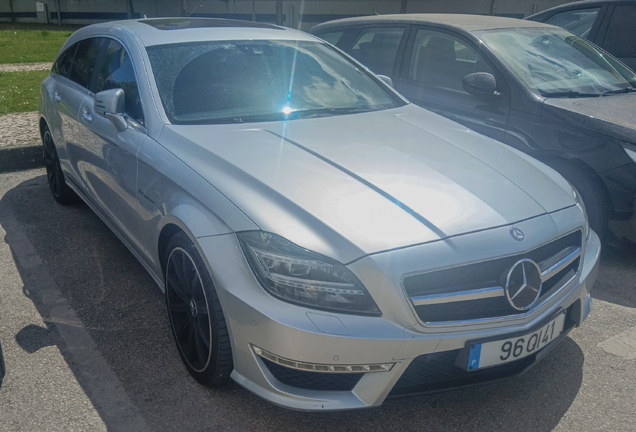 Mercedes-Benz CLS 63 AMG X218 Shooting Brake