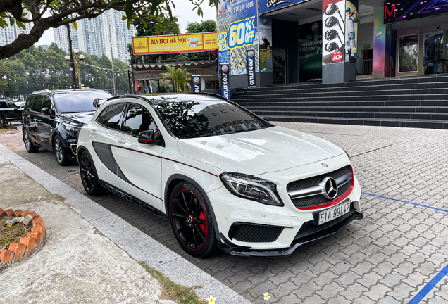 Mercedes-Benz GLA 45 AMG Edition 1