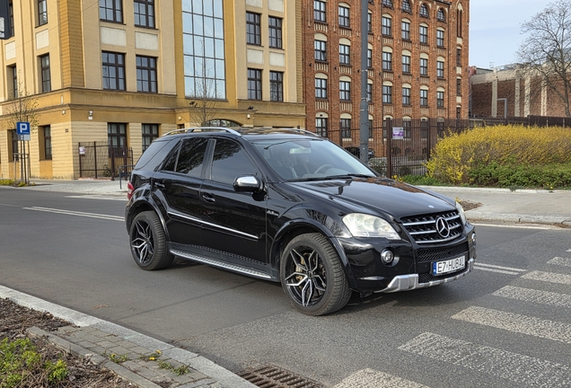 Mercedes-Benz ML 63 AMG W164 2009