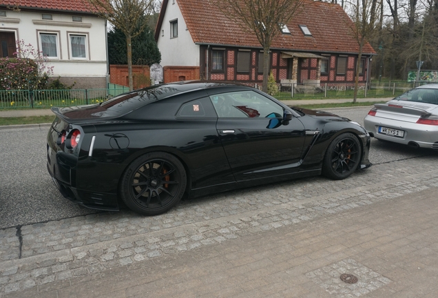 Nissan GT-R 2014
