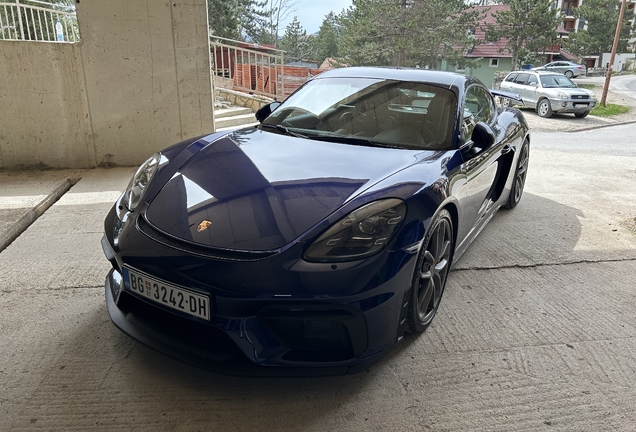 Porsche 718 Cayman GT4