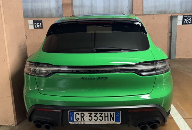 Porsche 95B Macan GTS MkIII