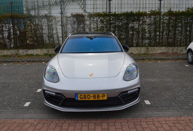 Porsche 971 Panamera Turbo S E-Hybrid MkI