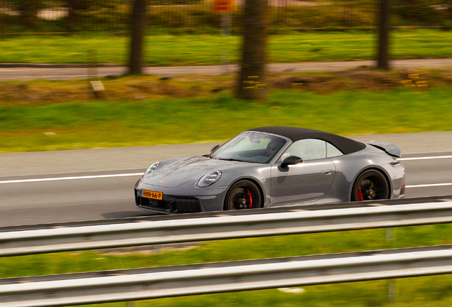 Porsche 992 Carrera 4 GTS Cabriolet MkII