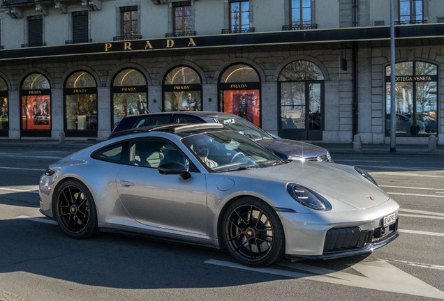 Porsche 992 Carrera 4 GTS MkII