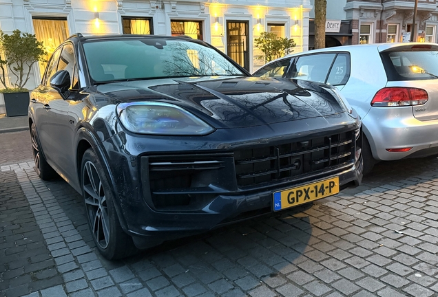 Porsche 9YA Cayenne Turbo E-Hybrid