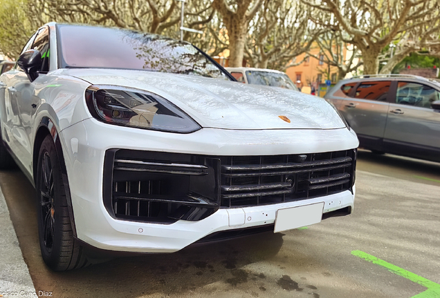 Porsche Cayenne Coupé Turbo E-Hybrid