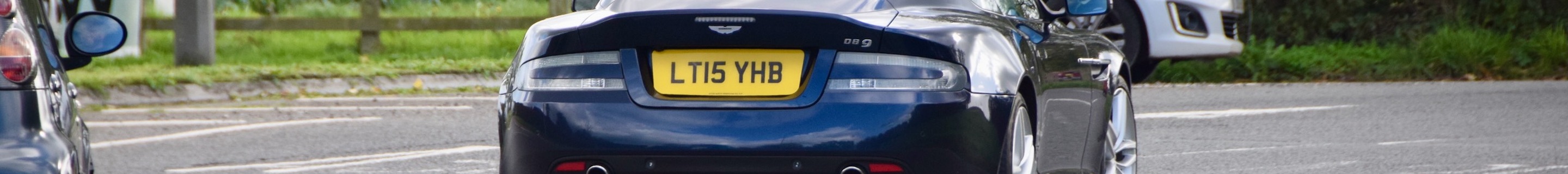 Aston Martin DB9 2013