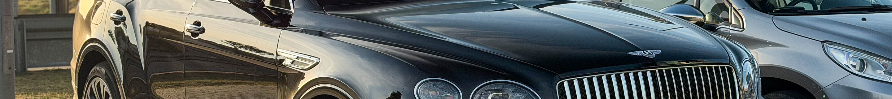 Bentley Bentayga Azure 2024