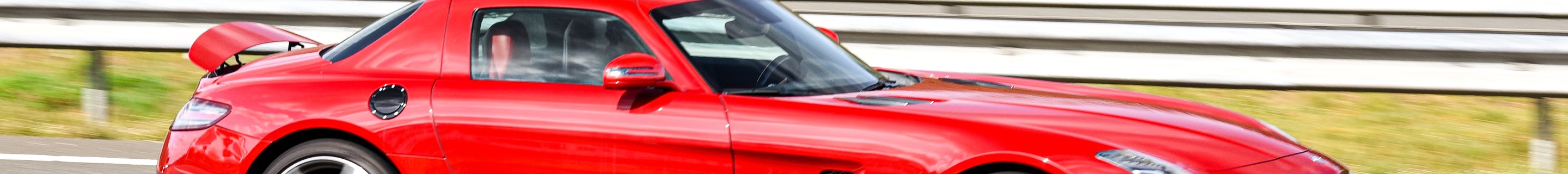 Mercedes-Benz SLS AMG