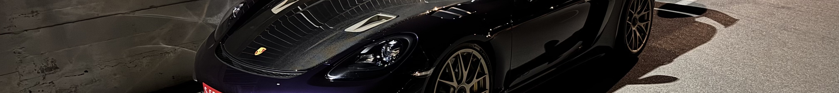 Porsche 718 Cayman GT4 RS Weissach Package