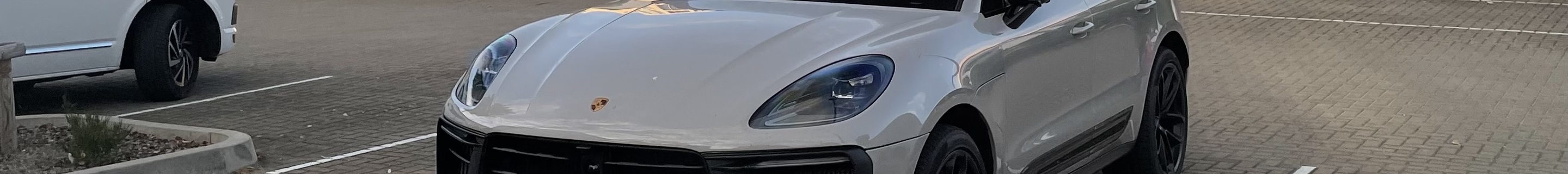 Porsche 95B Macan GTS MkIII