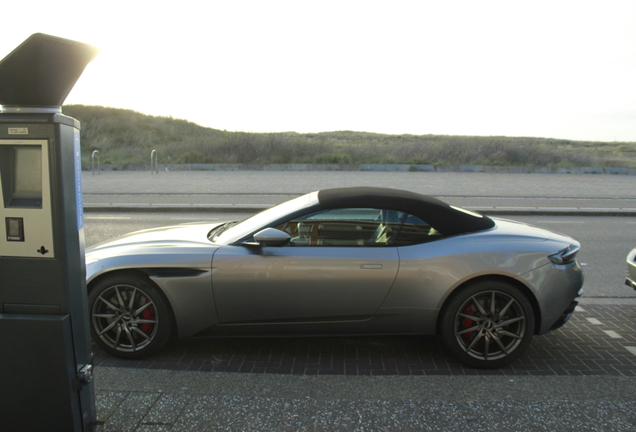 Aston Martin DB11 V8 Volante