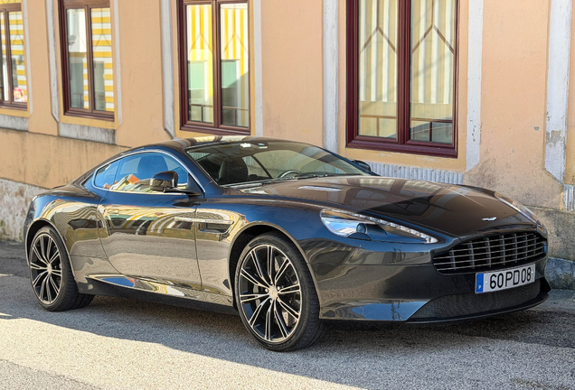 Aston Martin DB9 2013