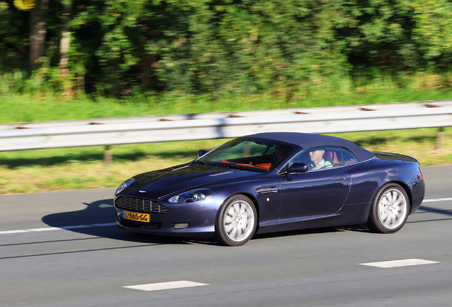 Aston Martin DB9 Volante