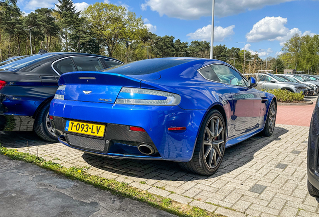 Aston Martin V8 Vantage S