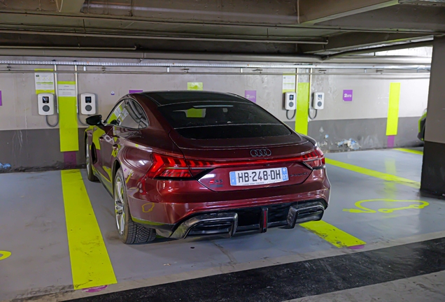 Audi RS E-Tron GT 2025