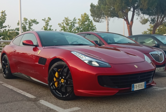 Ferrari GTC4Lusso T