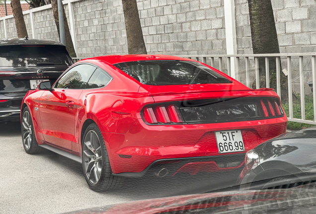 Ford Mustang GT 2015