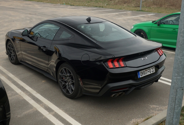 Ford Mustang GT 2024