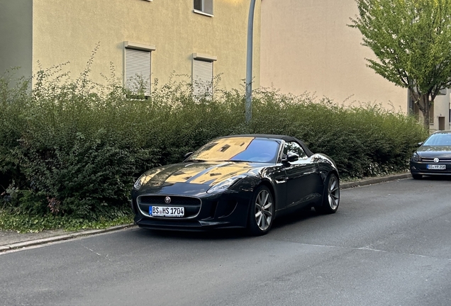 Jaguar F-TYPE S Convertible