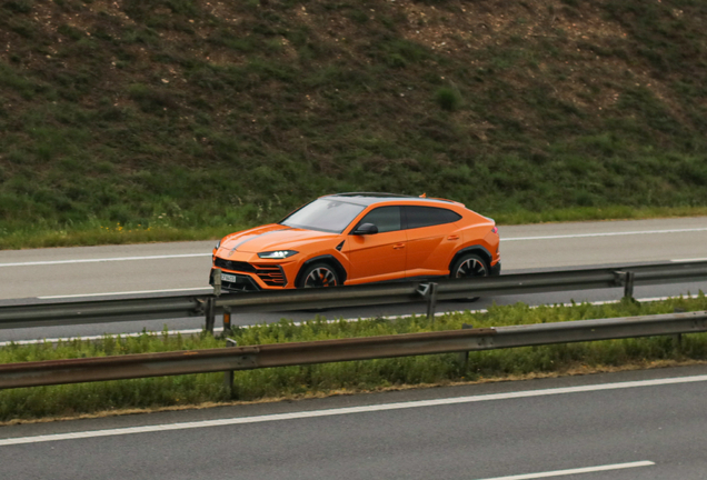 Lamborghini Urus