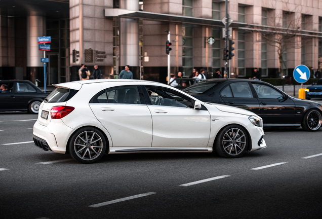 Mercedes-AMG A 45 W176 2015