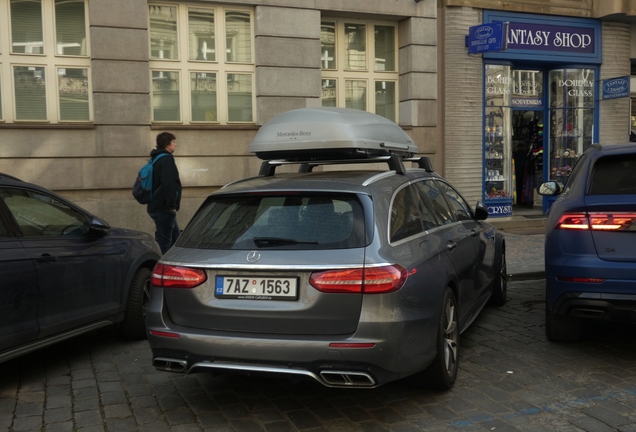 Mercedes-AMG E 63 S Estate S213