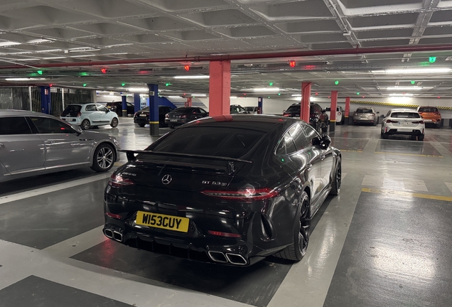 Mercedes-AMG GT 63 S X290