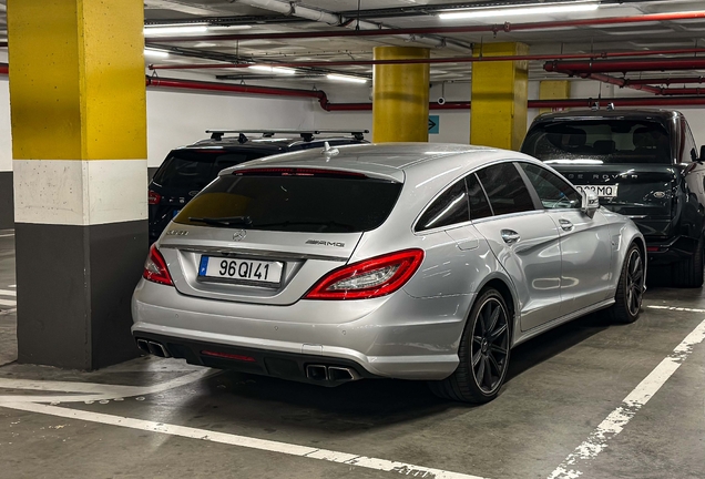 Mercedes-Benz CLS 63 AMG X218 Shooting Brake