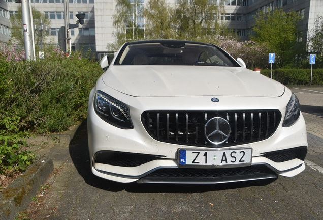 Mercedes-Benz S 63 AMG Coupé C217