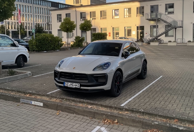 Porsche 95B Macan GTS MkIII