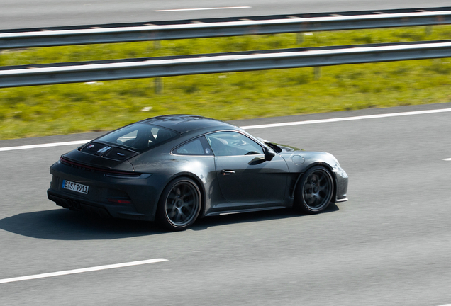 Porsche 992 S/T
