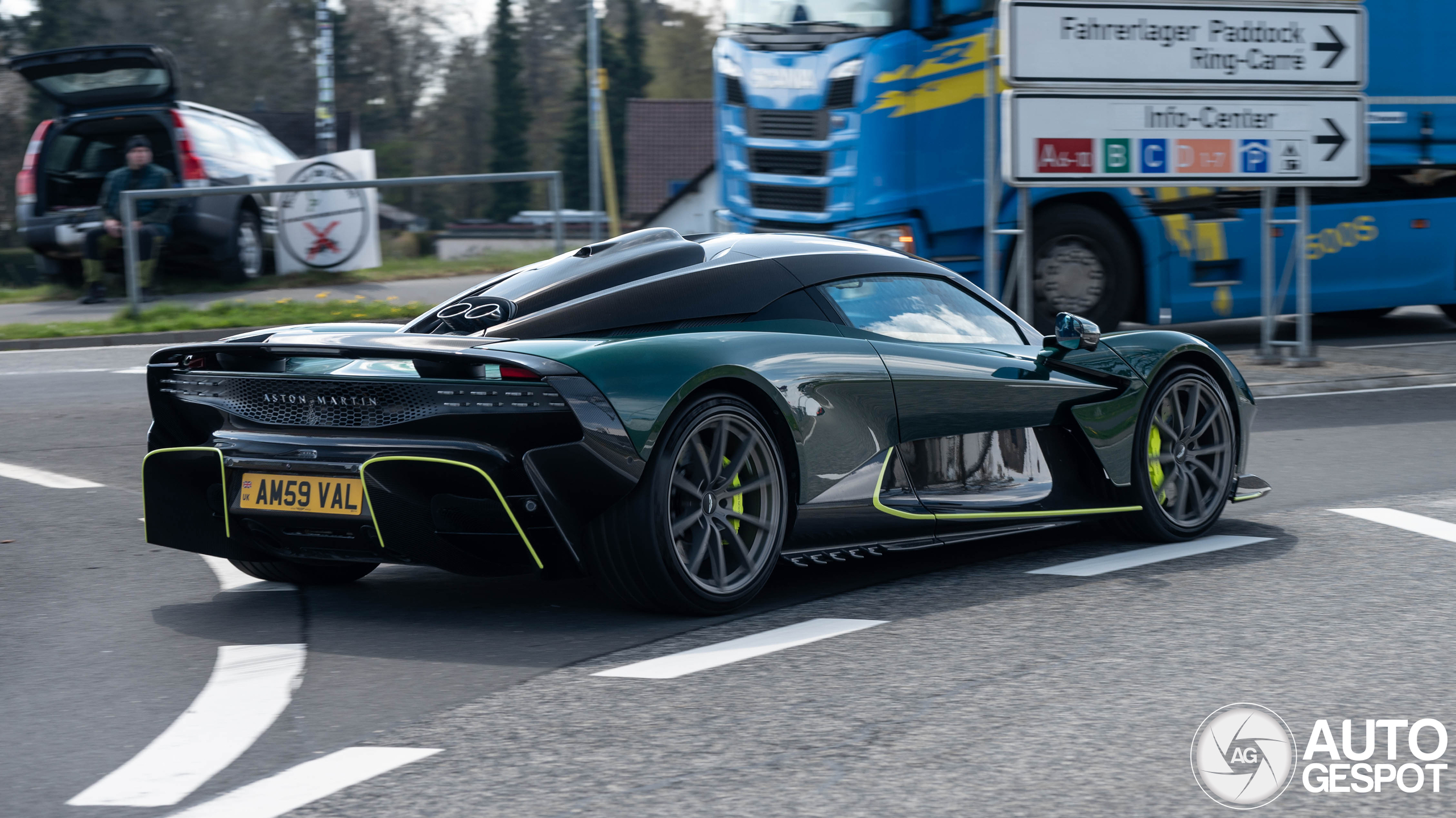 Aston Martin Valhalla