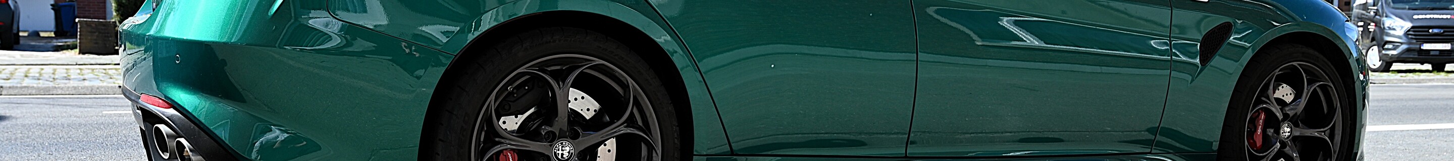 Alfa Romeo Giulia Quadrifoglio 2023