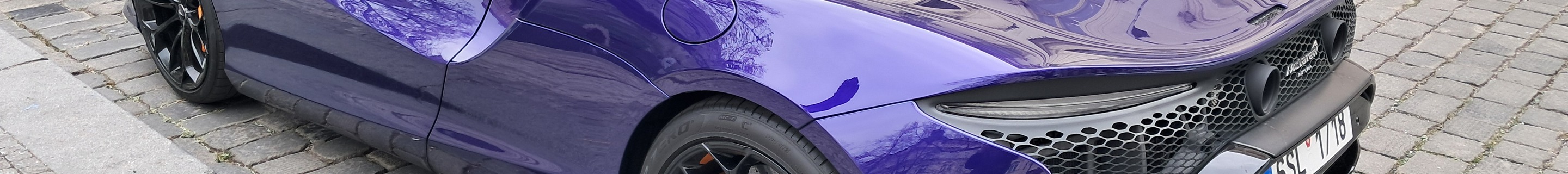 McLaren Artura Spider