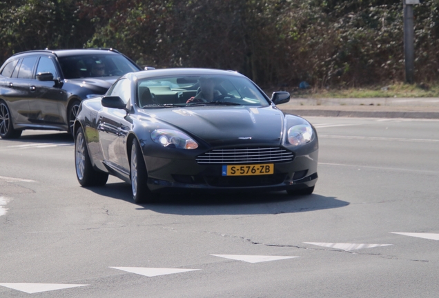 Aston Martin DB9
