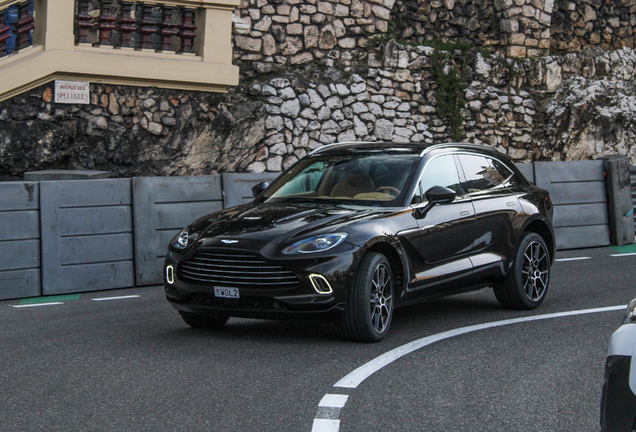 Aston Martin DBX