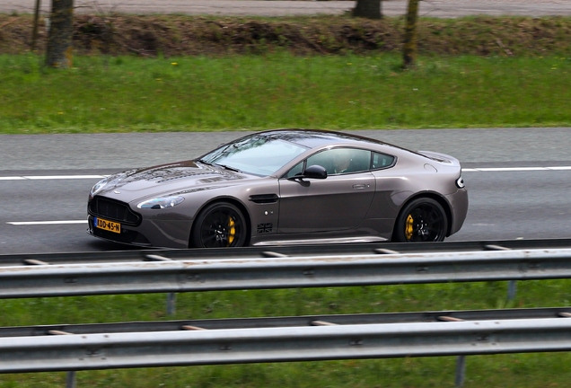 Aston Martin V12 Vantage S