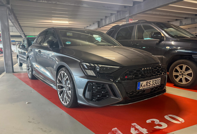 Audi RS3 Sedan 8Y