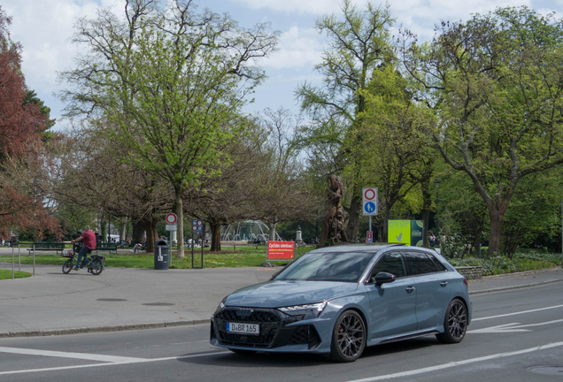 Audi RS3 Sportback 8Y 2025