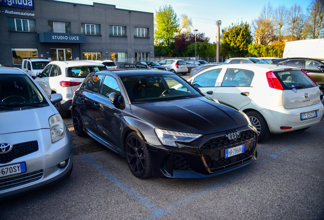 Audi RS3 Sportback 8Y 2025