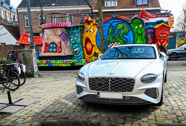 Bentley Continental GT Mulliner 2025