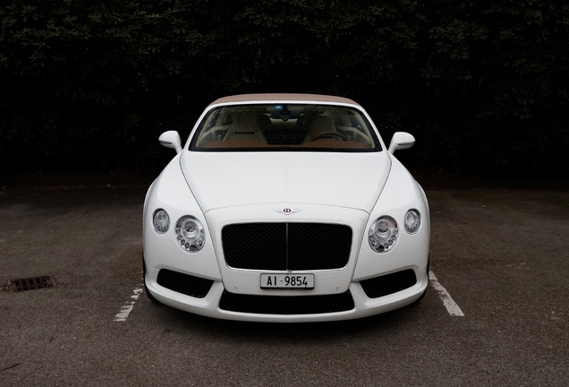 Bentley Continental GTC 2012