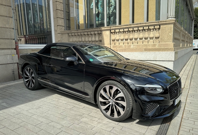 Bentley Continental GTC 2025