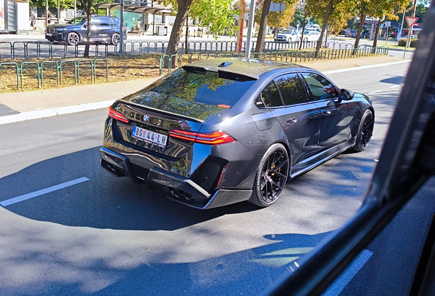 BMW M5 G90
